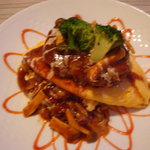 デリシャス - ハンバーグのせオムライス