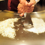 鉄板焼　季流 - ガーリックライスのトッピング