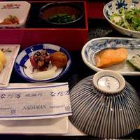 中之島なだ万 - 和朝食