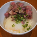 29ON - 締めの肉飯　温泉卵添え