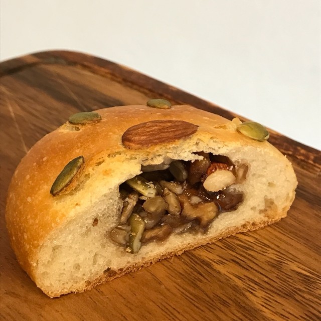 写真 和み工房 しげぱん 阿南 パン 食べログ