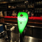 湘南の魚とワインの店 ヒラツカ - カールスバーグサーバー。