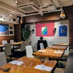 トラットリア ダイ パエサーニ - 内観