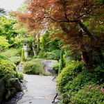 八王子うかい亭 - 前庭