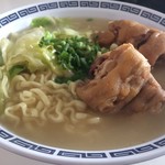 かね食堂 与那城店 - てびちそば