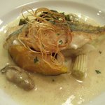 ビストロ マルサンヌ - 本日の鮮魚のポワレ ブイヤベースソース