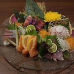 九州料理 薩摩太鼓 - 旬鮮魚の御造り盛り合わせ 五点盛り