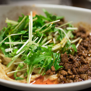 四川担担麺 阿吽 湯島