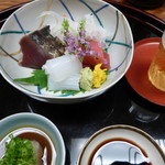 Gion Namba - 鮪・イカ・鰹の三種盛り。