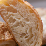 とらやベーカリー - バターフランス　断面