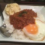 居酒屋 みっち - キーマカレー+ポテトサラダ