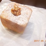 ブランジェ浅野屋 軽井沢旧道本店 - キャラメルりんご
