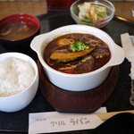 洋食屋 グリル ラパン - 一番人気のビーフシチュー