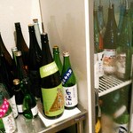 立ち呑み栗原 - 当日は３階４階のふたつのフロアで会は催された。