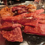 正肉とホルモン