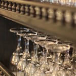 カフェドゥラプレス - 店内のキャビネット