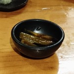 石臼挽き手打 蕎楽亭 - お通し わさびの茎(たぶん)