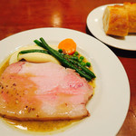 ル・リオン - 国産豚ロースのロースト 粒マスタードソース