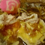 醤油屋本店・別館 おとん食堂 - 煮玉子のアップ。