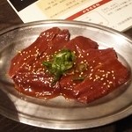 炭火焼肉屋台 たじま屋 - タレのハツ。いや、レバー？どっち？
