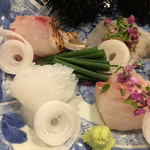 旬菜 おぐら家 - イサキ炙り・アオリイカ・マコガレイ・桜鯛