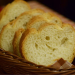 サル イ アモール - パン。無くなりそうになると、すぐに補充して頂けます