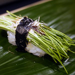 すし屋の戸塚 - 芽ねぎです。シャキシャキした食感で美味しさが口の中に広がります