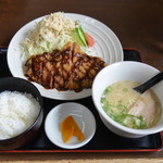 長浜ラーメン小太郎 - とんかつ定食