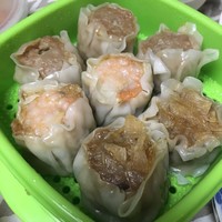 状元樓 横浜中華街本店 - お持ち帰りの肉、海老、フカヒレ焼売