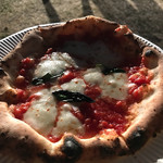 Pizzeria Bakka M'unica - マルゲリータ S:750円。