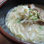 大福ラーメン - 『珍竜軒』系のマイルド豚骨、やはりウマい。