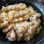 ろばたやき山ろく - 炊き込みご飯