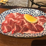 囲炉裏焼肉芝浦 - タンスジ メニューの牛タンはないけどタンスジというものはあるとのこと