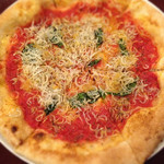 ピッツェリア クラフト - しらすのピザ