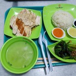 Lau Pa Sat Festival Market - チキンライス。