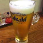 四川食房 福龍 - 生ビール(中) 600円(税込)