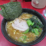 ラーメン 杉田家 - ラーメン