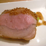 イタリアン オット - 梅山豚のアラビアータソース、牛出汁のソース