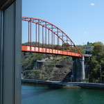 かつら亭 - 窓から見える音戸大橋