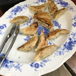 そうざいやかとう - もちろん餃子にも肉は入っていませんが、ポン酢で食べるととても美味しい！