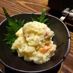 どでん舌 - お通しでポテサラ