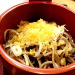 すし処わさび亭 - すべての丼についてくるそばです