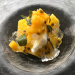 Felicelina - パイナップル マンゴー パッションフルーツ レモングラスジュレ ヨーグルトアイス