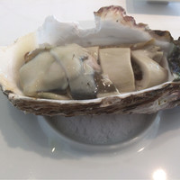 シトロニエ - 岩牡蠣(大きい、そして味が濃い)