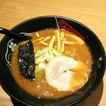 金澤濃厚豚骨ラーメン 神仙 - 