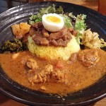 SPICY CURRY 魯珈 - ろかプレート（チキンカレー選択）