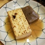 常夜燈 - 豆腐、こんにゃく（黒七味をつけて食べます）