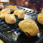 かっぱの茶の間 - 机の上の焼き台でヤキヤキ❤︎