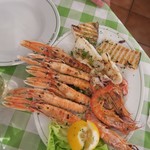 Antica Trattoria Maria del Porto - 魚介のミスト 12EUR X 2