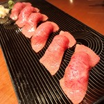 生粋 - 肉寿司★美味ではあるが若干油っぽく旨味はそんなにないですかね。